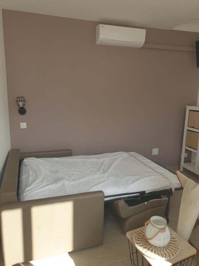 Mistral Appartements Port-Saint-Louis-du-Rhοne Εξωτερικό φωτογραφία
